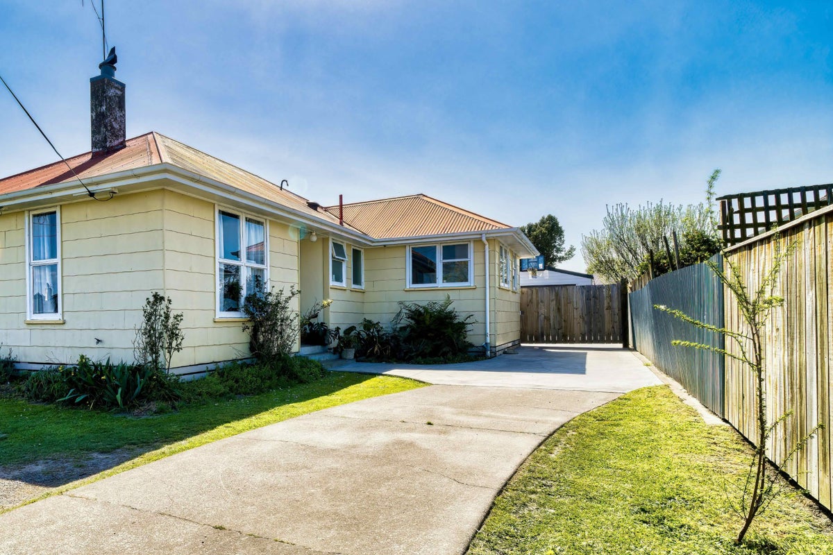 913 Bledisloe Street, Raureka, Hastings - Carousel 1