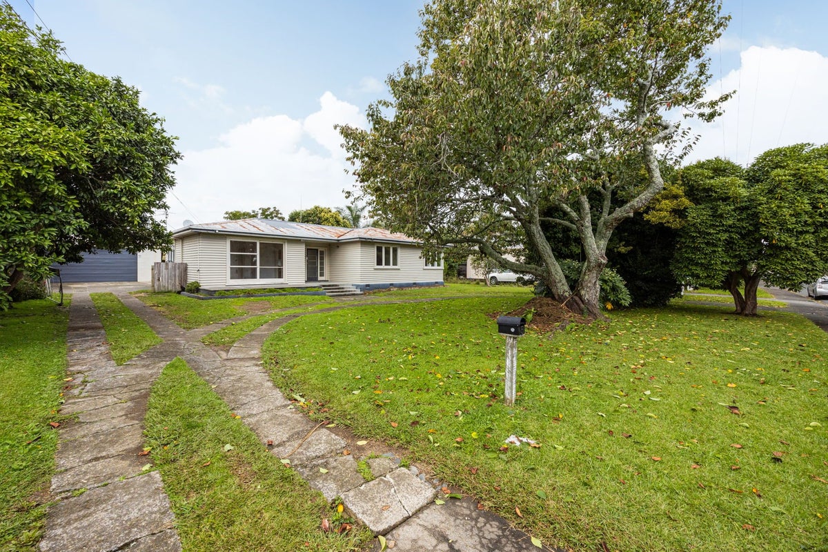5 Verel Street, Fairfield, Hamilton - Carousel 1