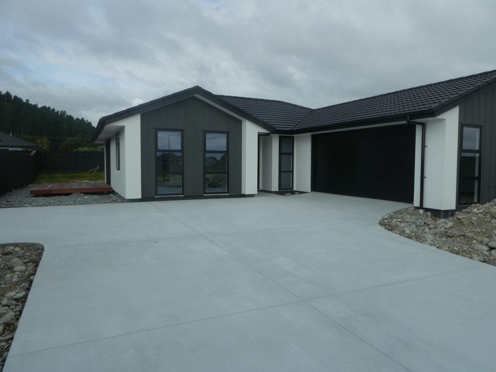 54 Ashley Drive, Paroa, Greymouth - Carousel 1