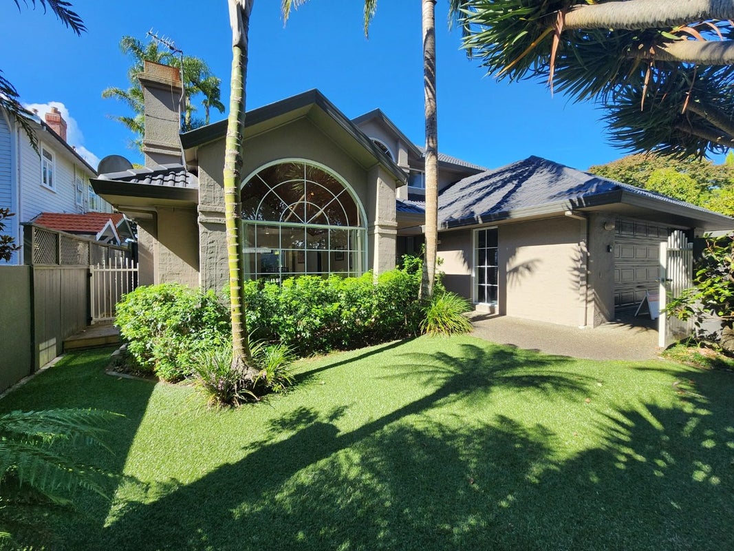 14 Golf Road, Epsom, Auckland - Carousel 1