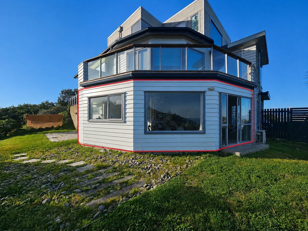 32A View Road, Houghton Bay, Wellington - Carousel 1