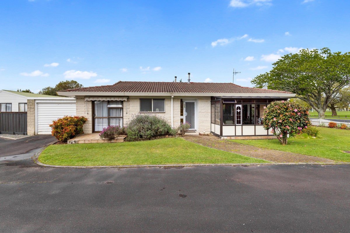 229C Clarkin Road, Fairfield, Hamilton - Carousel 1