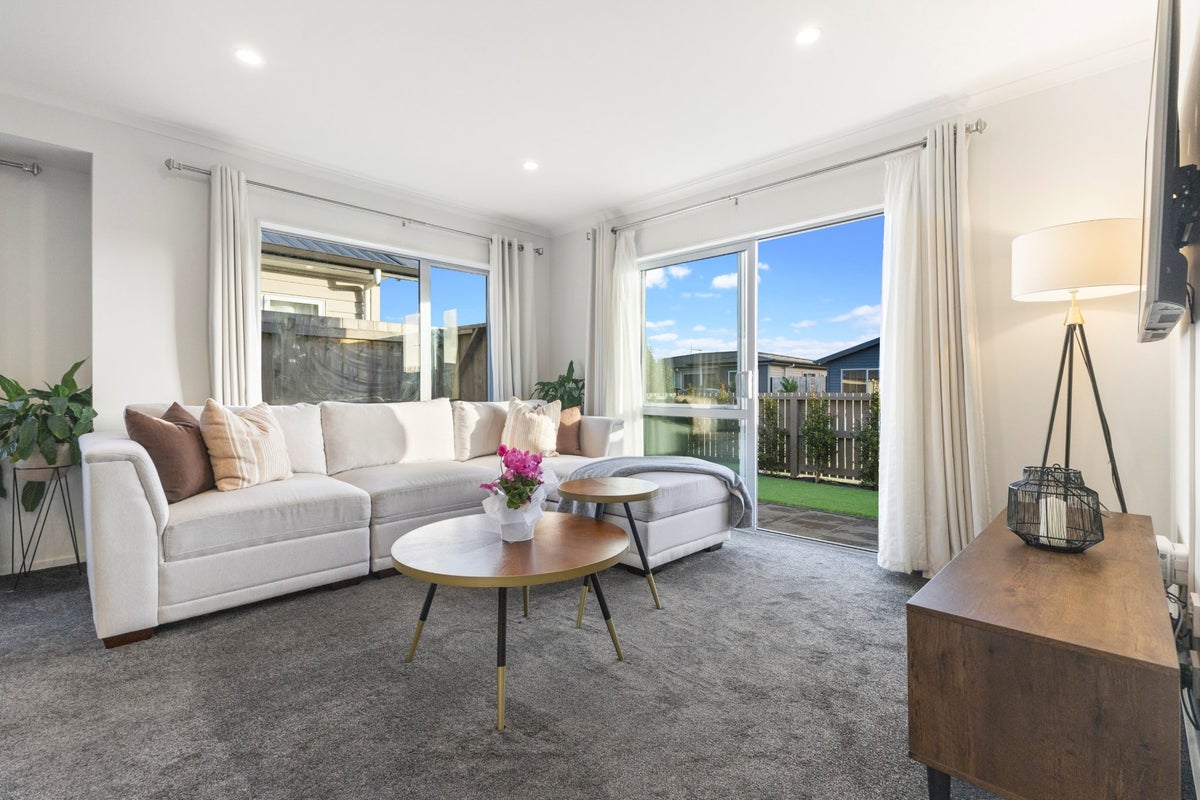 17 Harore Road, Takanini, Auckland - Carousel 2