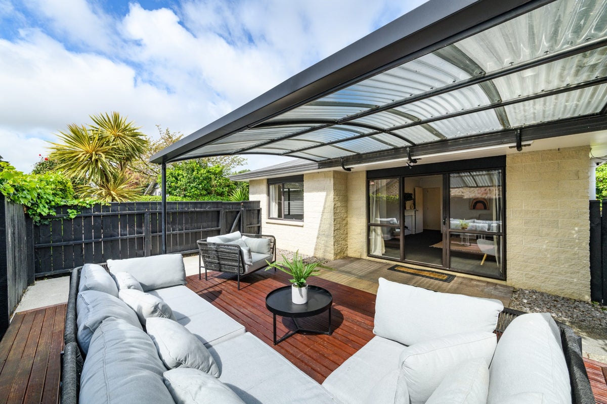 102A Linton Street, West End, Palmerston North - Carousel 2