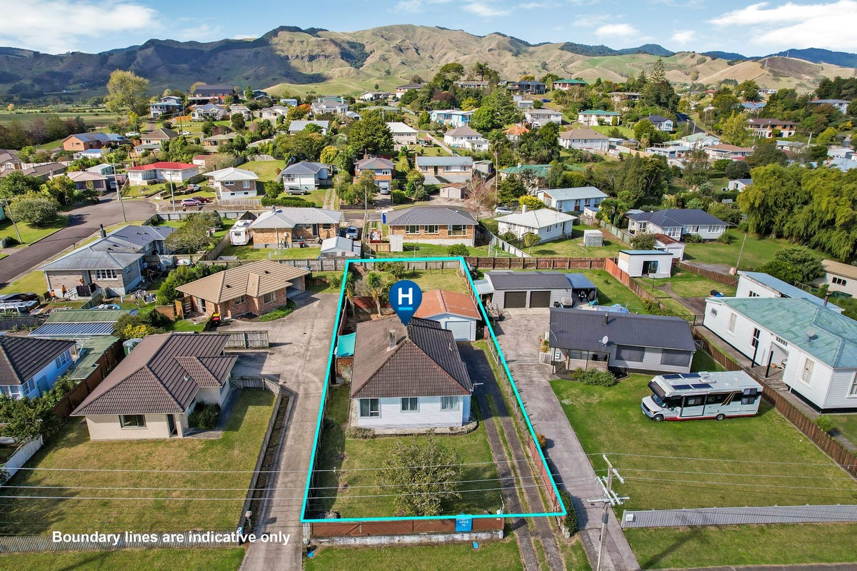 33 Taylor Avenue, Paeroa, Paeroa - Carousel 1