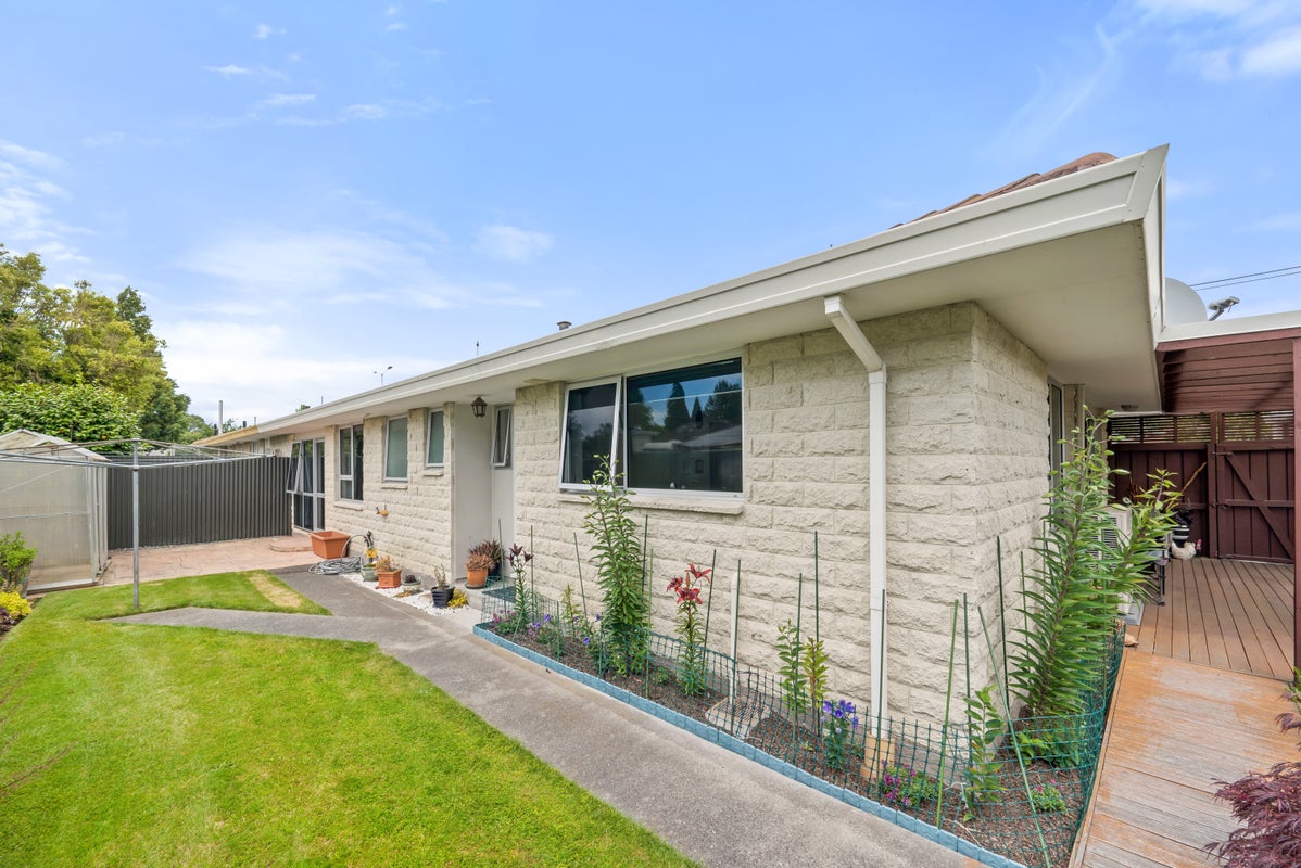 6 Lagan Street, Belfast, Christchurch - Carousel 20