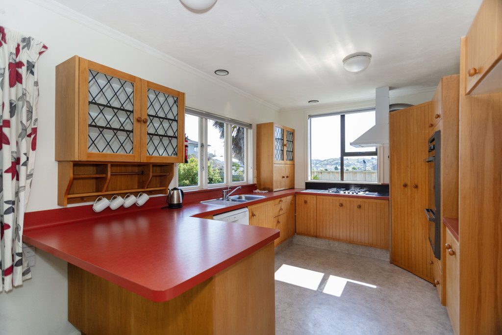 58 Tees Street, South Hill, Oamaru - Carousel 2