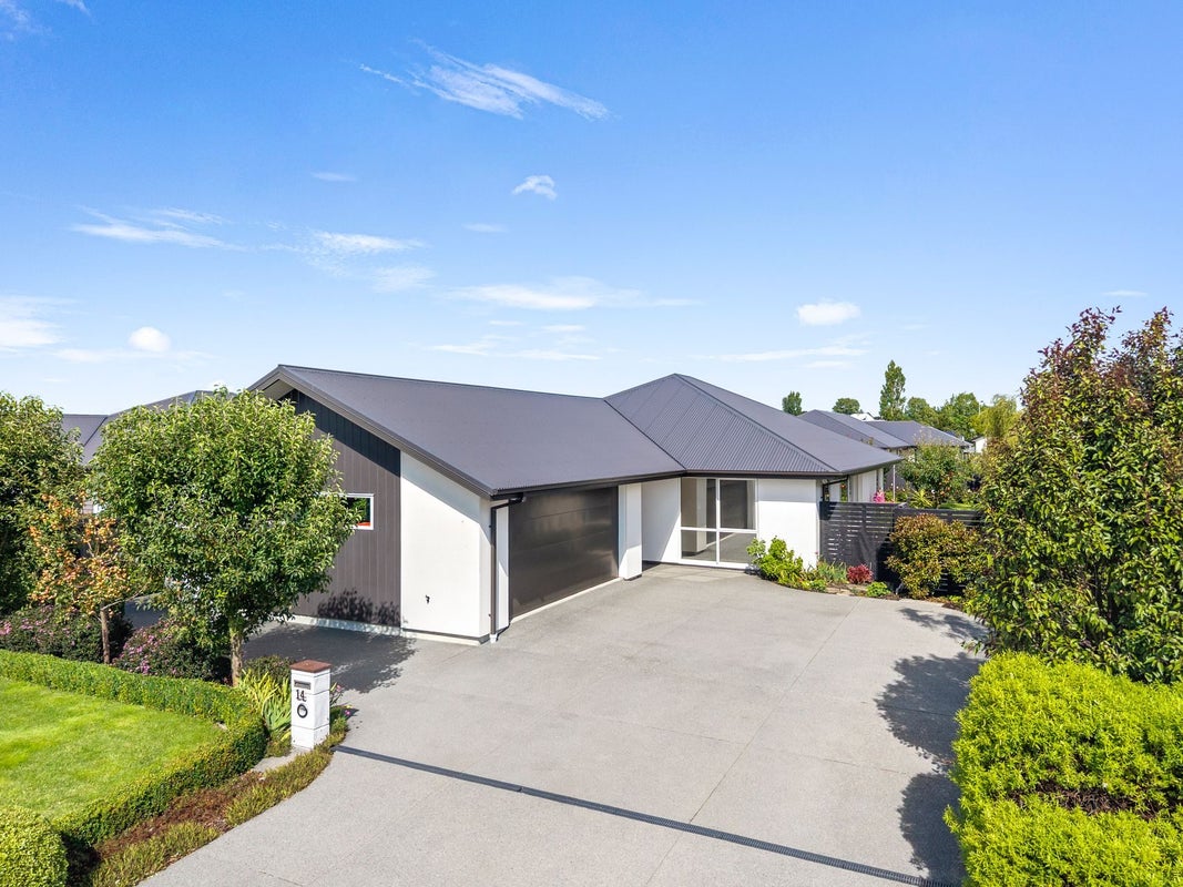 14 Blunden Road, Lincoln, Lincoln - Carousel 1