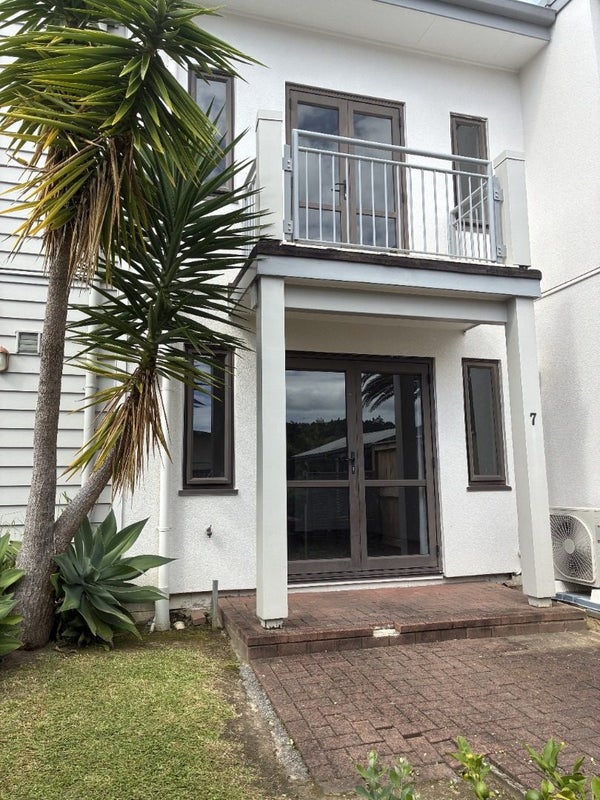 7/92 Bush Road, Albany, Auckland - Carousel 1