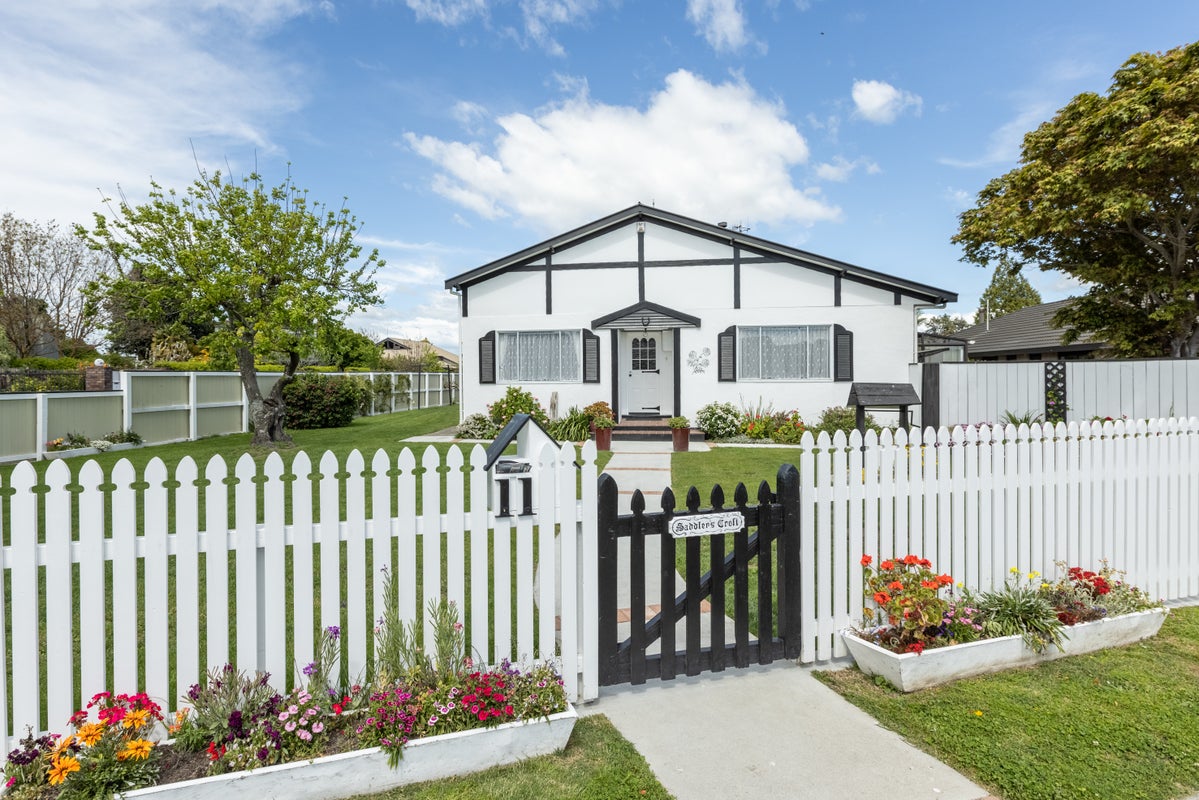 11 Park Road, Greenmeadows, Napier - Carousel 2