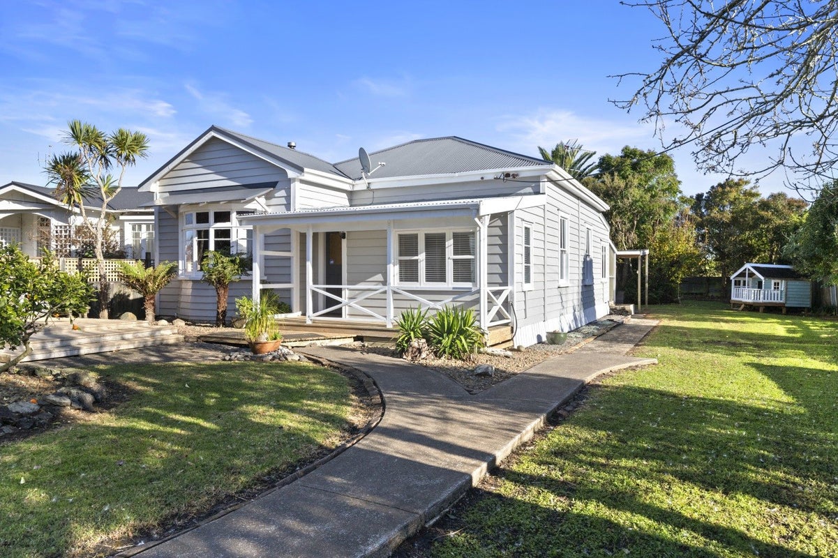 64 Maioro Road, Waiuku - Carousel 2