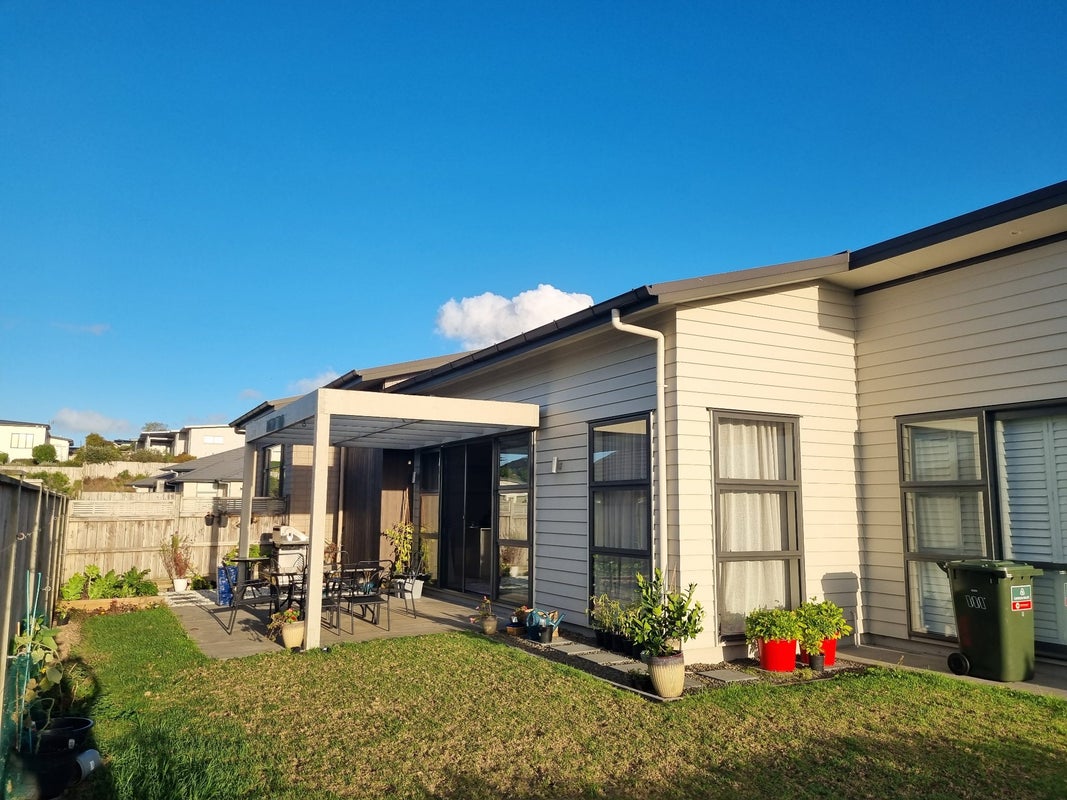 9 Kaiawa Street, Beachlands, Auckland - Carousel 2