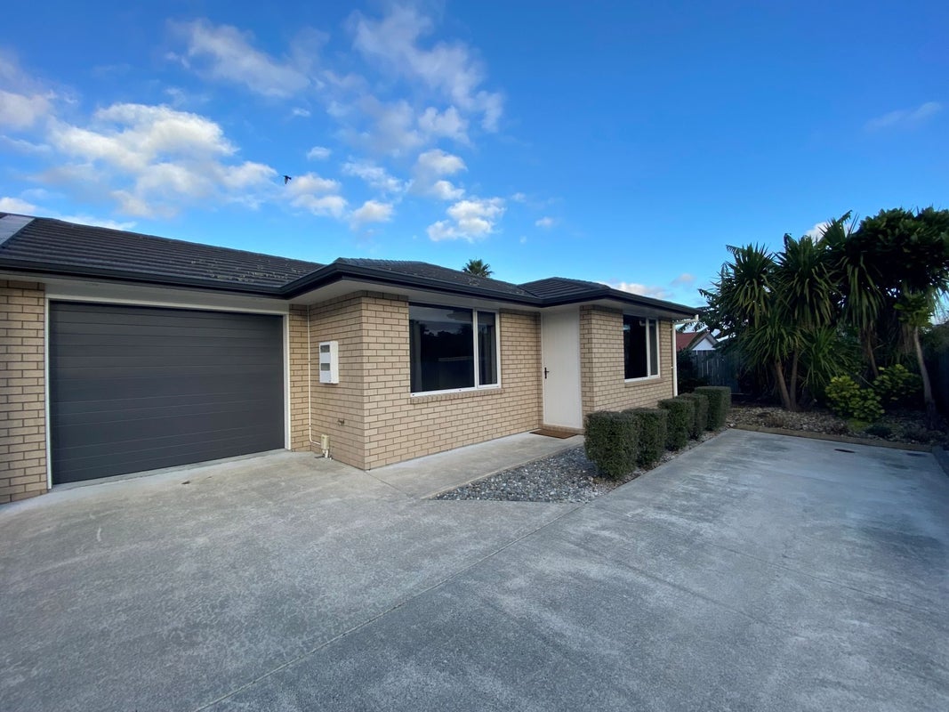 27B Churchill Street, Kensington, Whangarei - Carousel 1