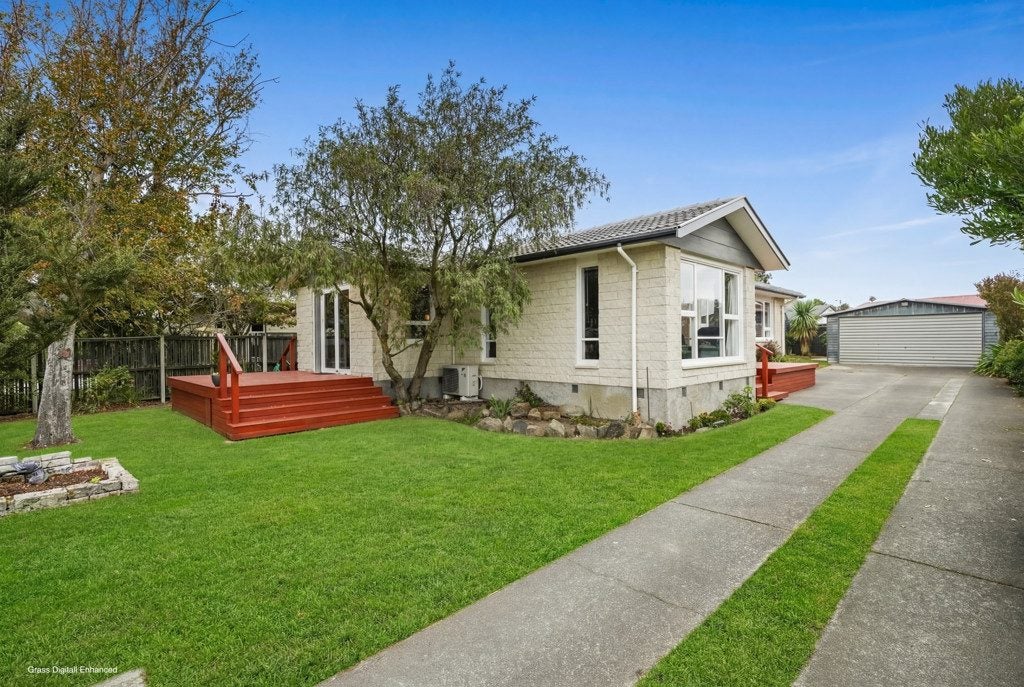 29 Ingrid Street, Parklands, Christchurch - Carousel 1