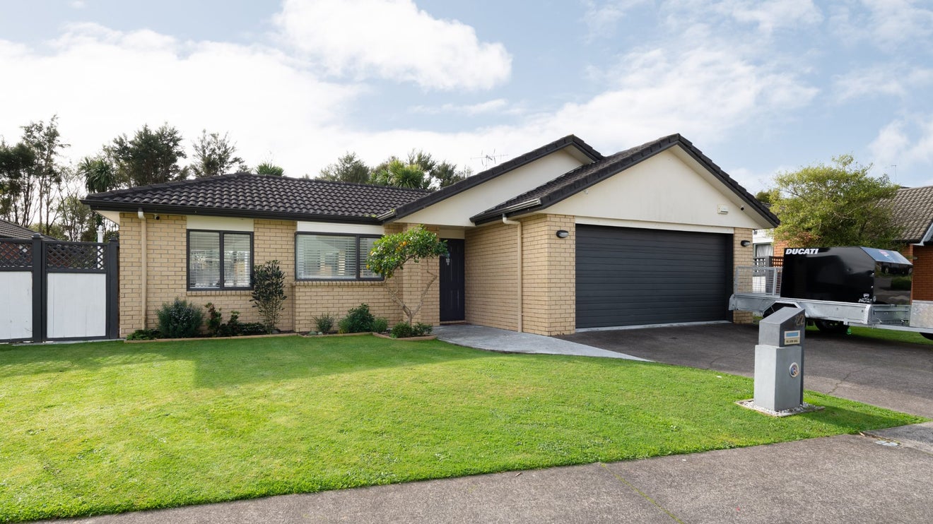 22 Ruby Court, Chartwell, Hamilton - Carousel 1