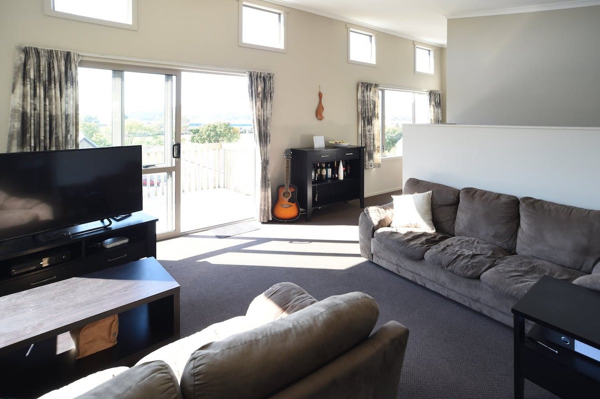 5/11 Maitland Street, Dunedin Central, Dunedin - Carousel 1