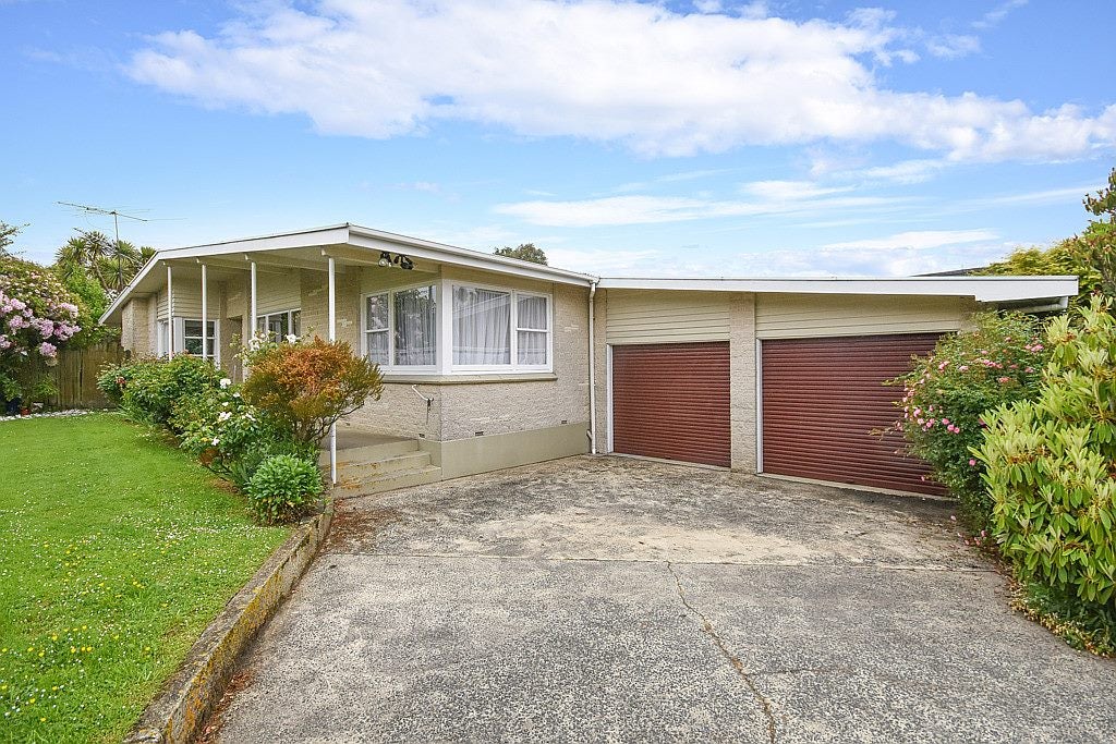 4 Fairview Terrace, Sawyers Bay, Port Chalmers - Carousel 1