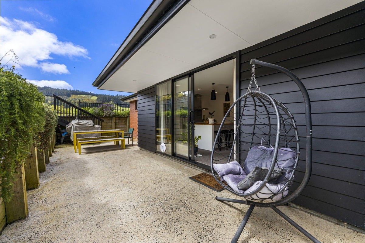 22 Glendermid Close, Sawyers Bay, Port Chalmers - Carousel 2