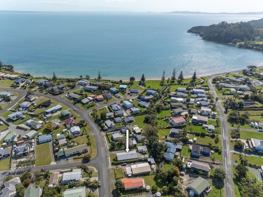 14 Peninsula Parade, Hihi, Mangonui - Carousel 1