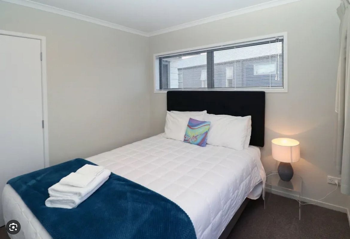 1/5 Jones Crescent, Melville, Hamilton - Carousel 15