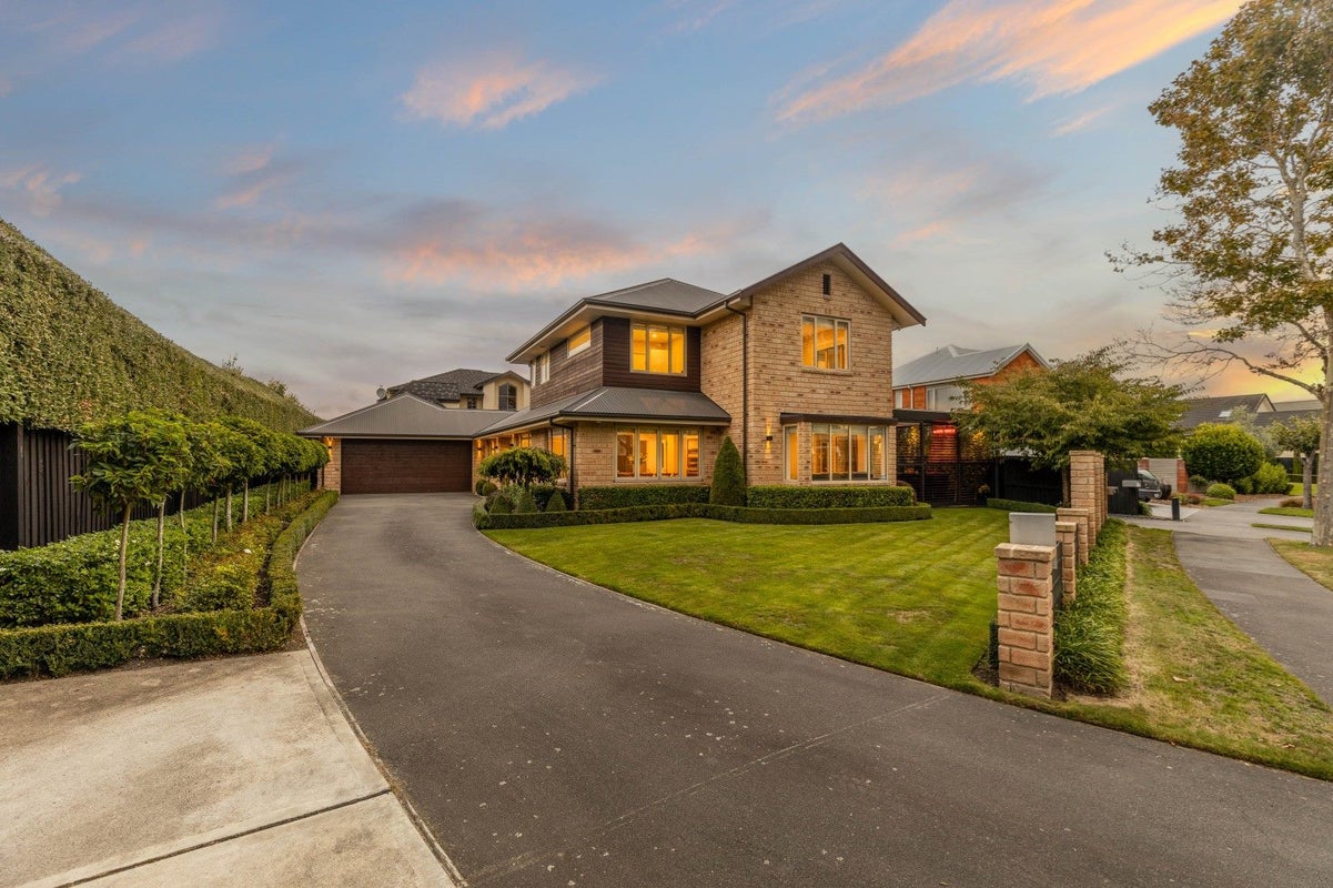 40 Birkdale Drive, Shirley, Christchurch - Carousel 1