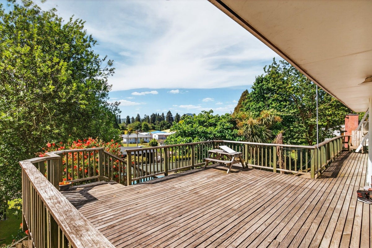 36 Manson Street, Taumarunui, Taumarunui - Carousel 2