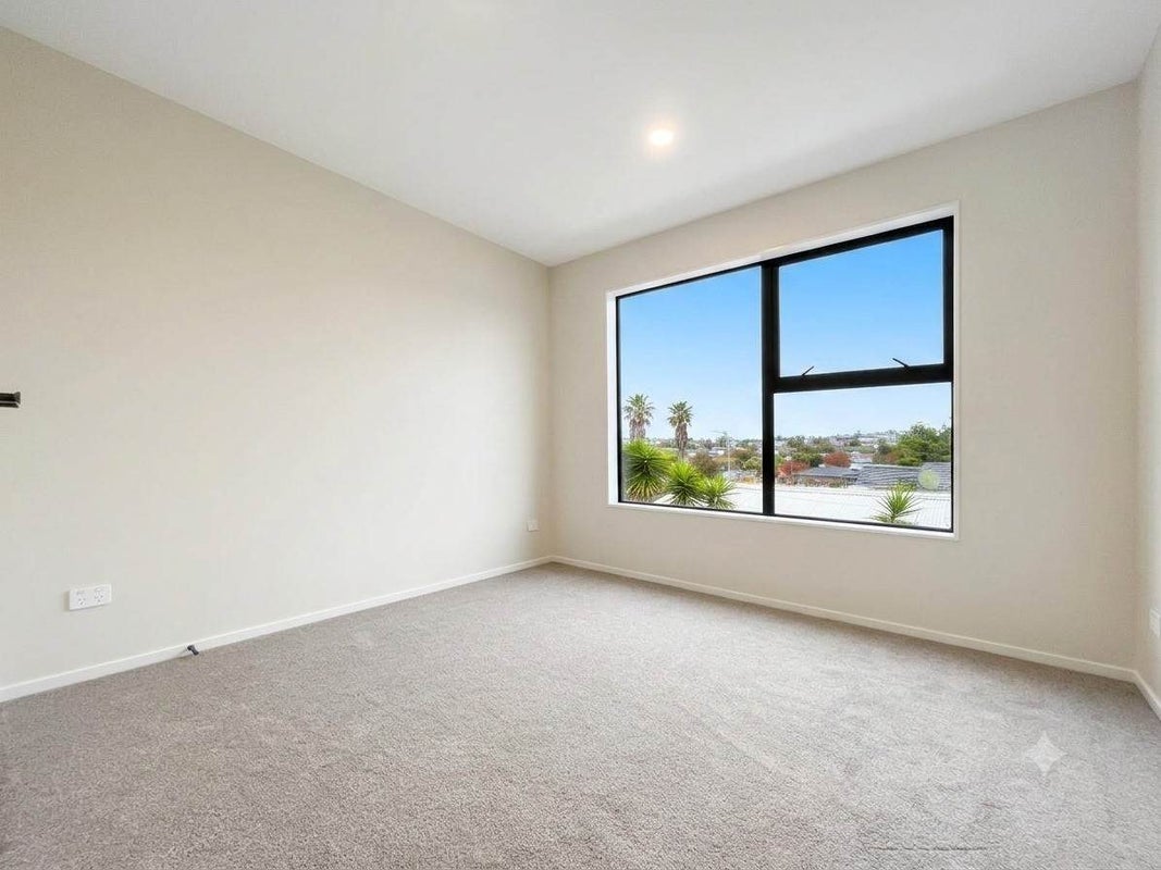 19 Pooley Street, Pakuranga Heights, Auckland - Carousel 8