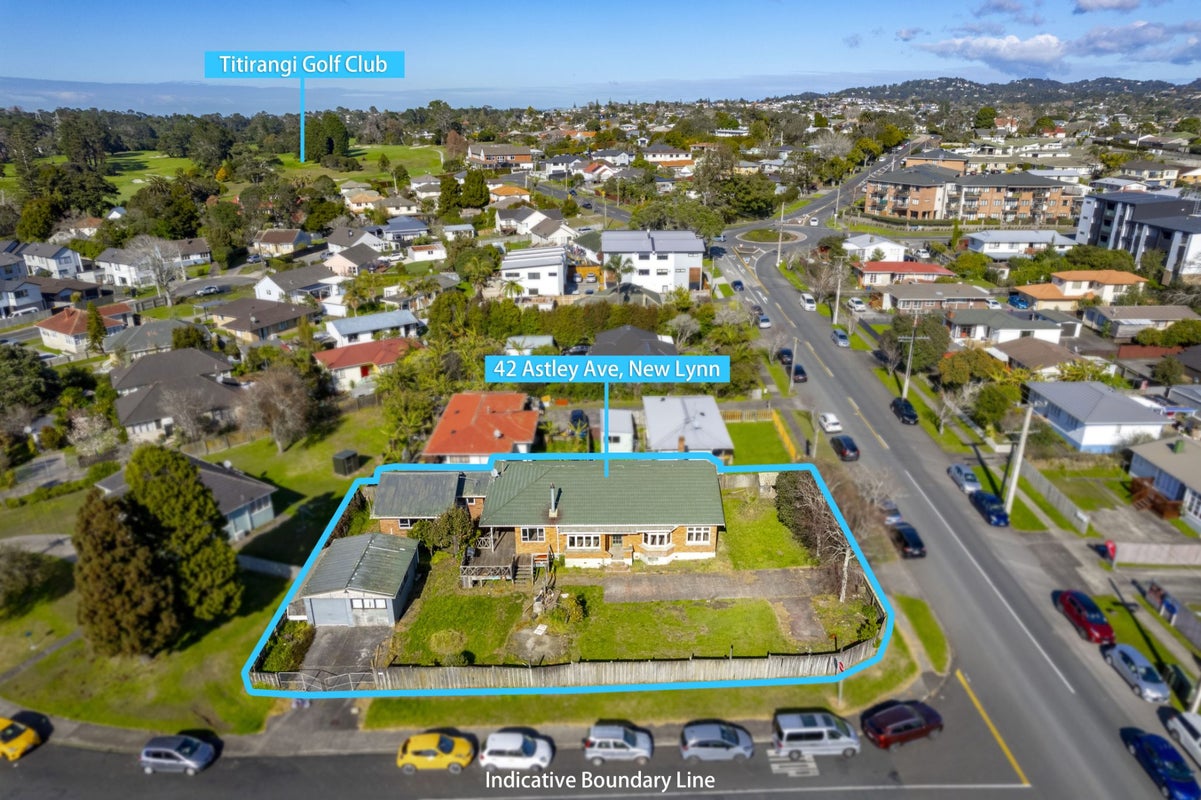 42 Astley Avenue, New Lynn, Waitakere City, Auckland - Carousel 1