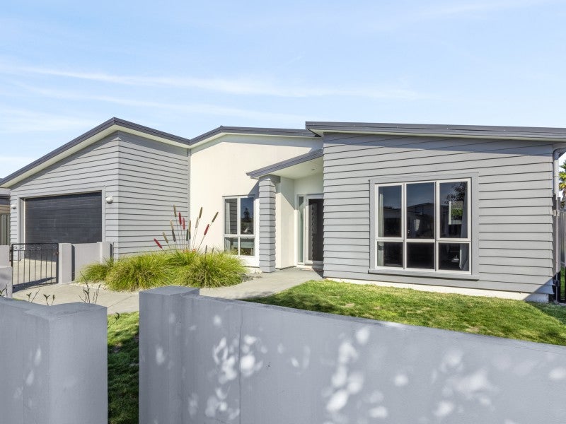 49 Squire Drive, Awatoto, Napier - Carousel 1