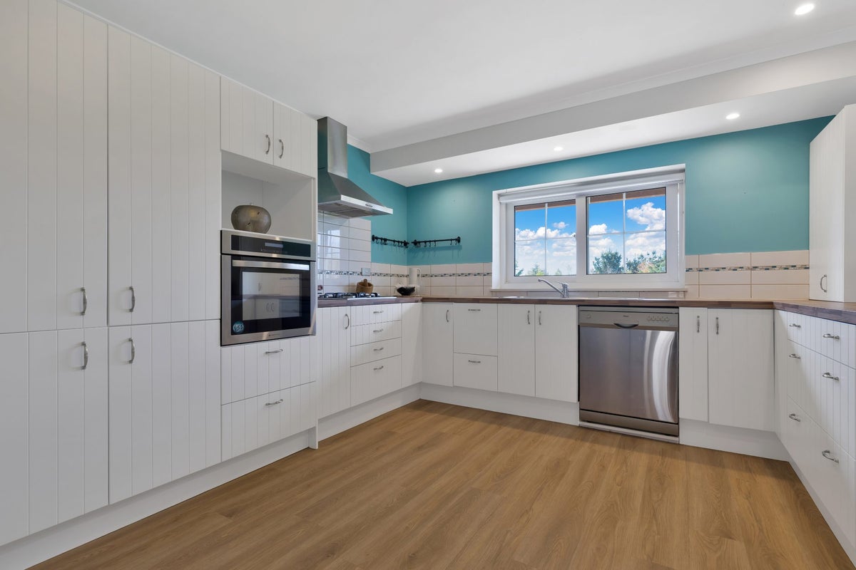 13 Hayfield Terrace, Cust, Rangiora - Carousel 2