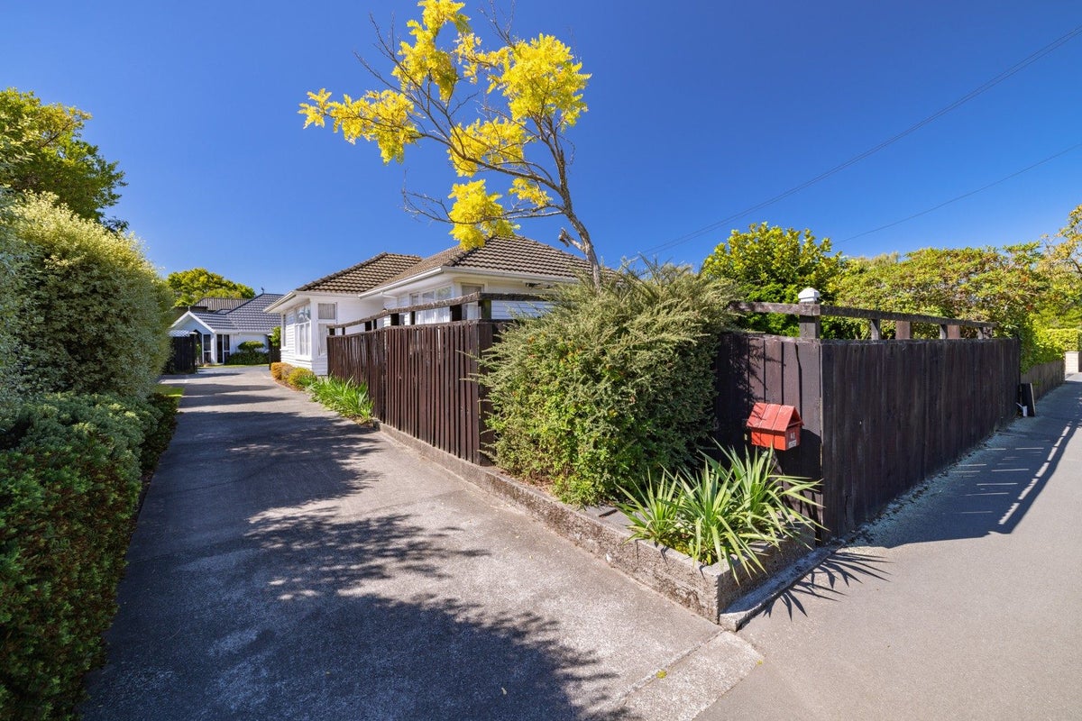 1/48 Staveley Street, Avonhead, Christchurch - Carousel 1