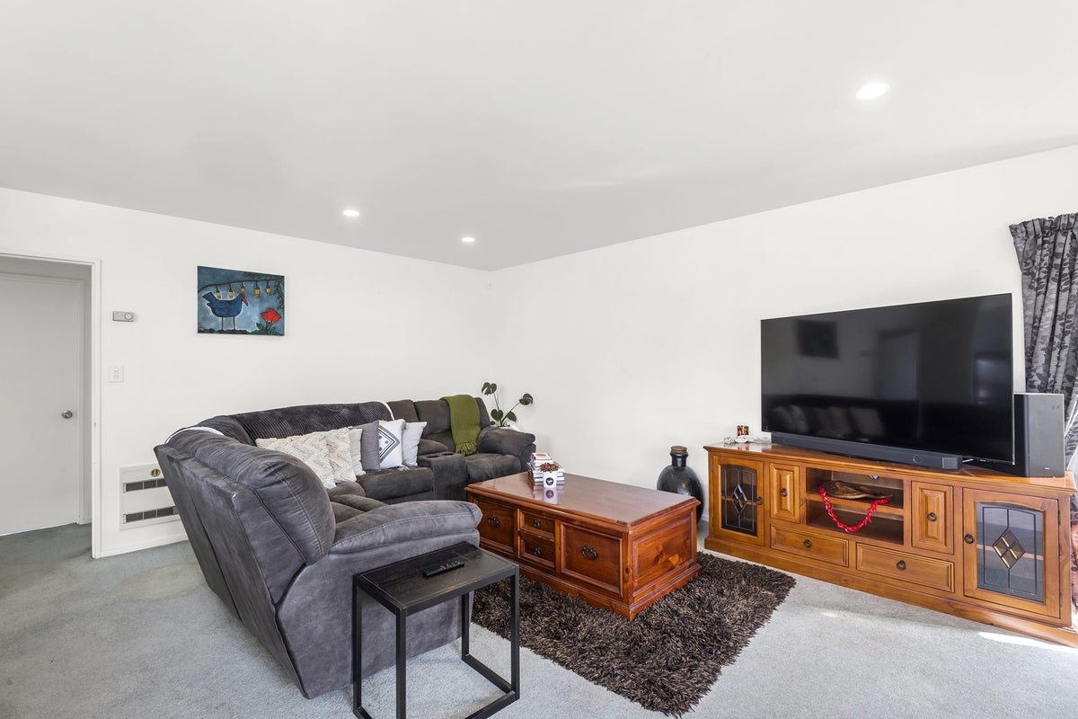 2/37 Hounslow Street, Ilam, Christchurch - Carousel 2