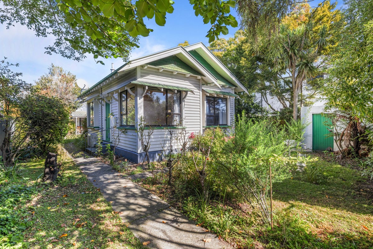 11 Bartlett Street, Riccarton, Christchurch - Carousel 1