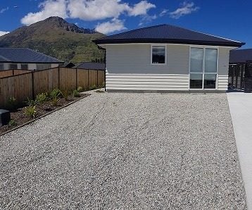 5 Walton Way, Lower Shotover, Queenstown - Carousel 1
