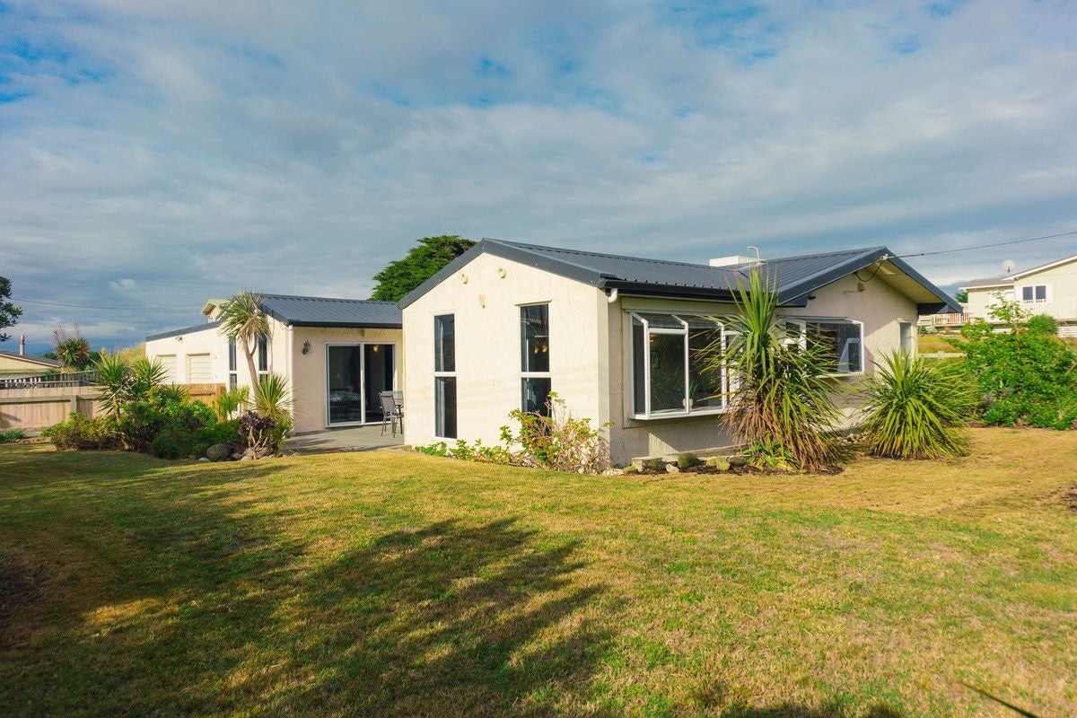 31 Marine Pde South, Foxton, Foxton - Carousel 19