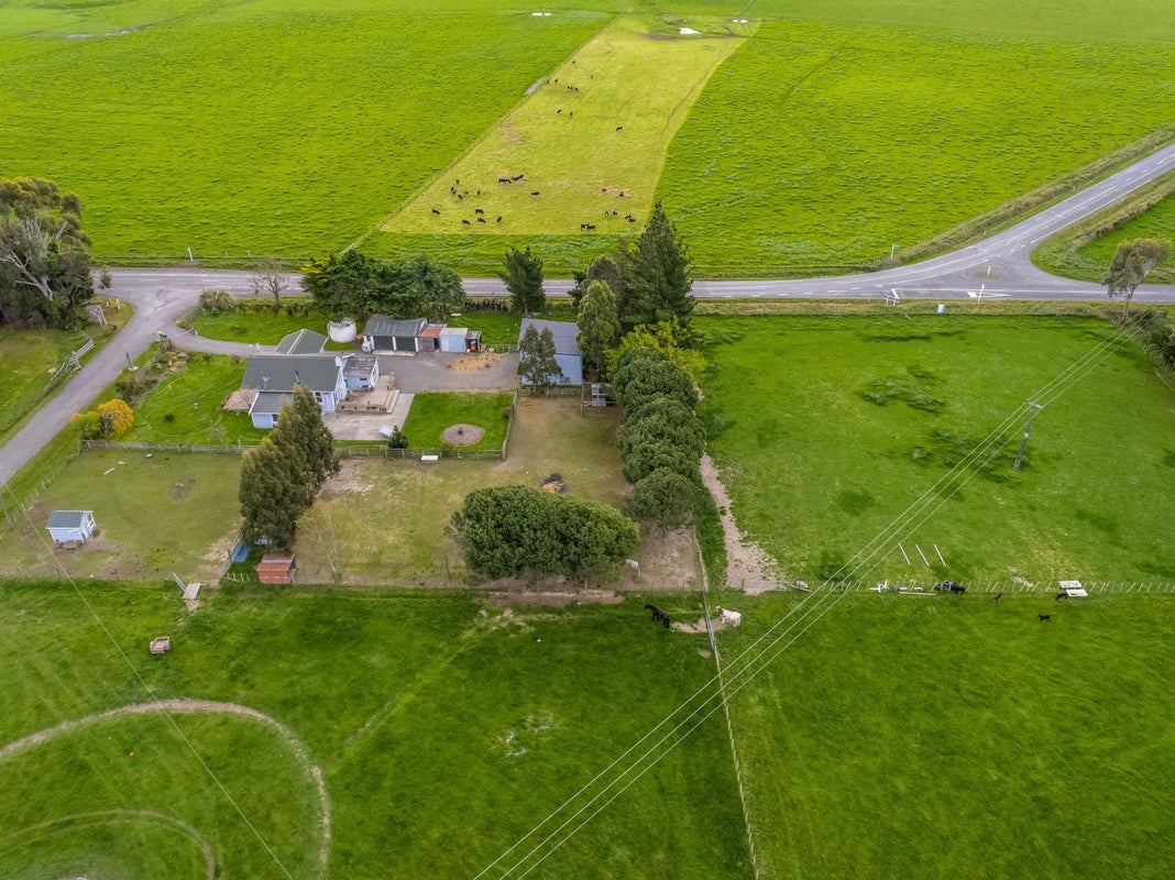 693 Kahutara Road, Kahutara, Featherston - Carousel 45