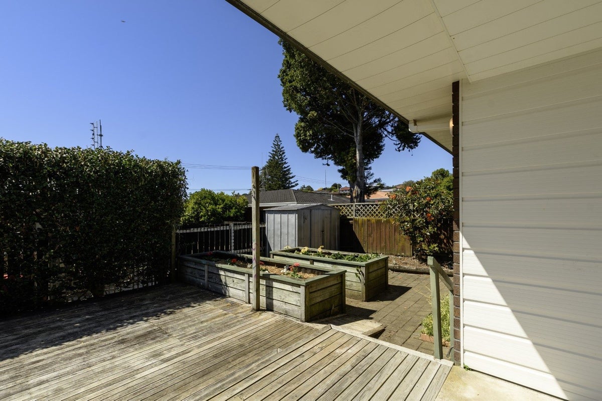 2 Upland Street, Brookfield, Tauranga - Carousel 19