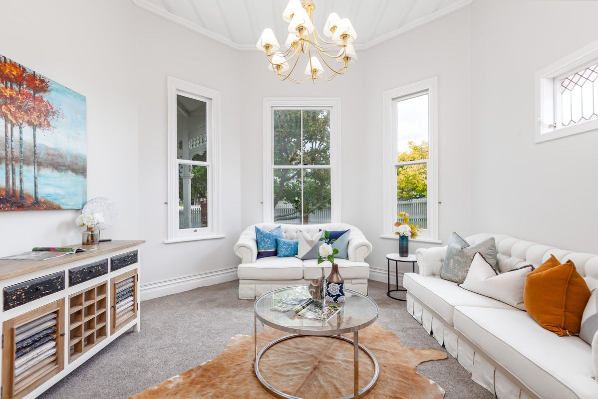 210 Carrington Road, Mount Albert, Auckland - Carousel 2