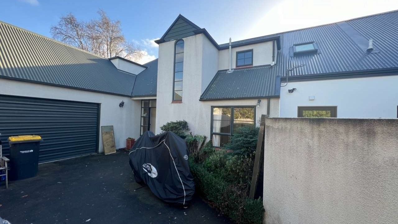 10B Swanleigh Place, Ilam, Christchurch - Carousel 1