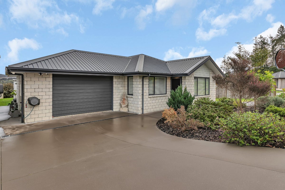5 Suncrest Lane, Port Whangarei, Whangarei - Carousel 1