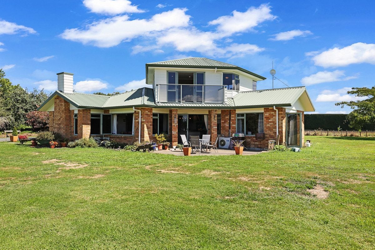 54 Te Kawa Road, Otorohanga, Te Awamutu - Carousel 1
