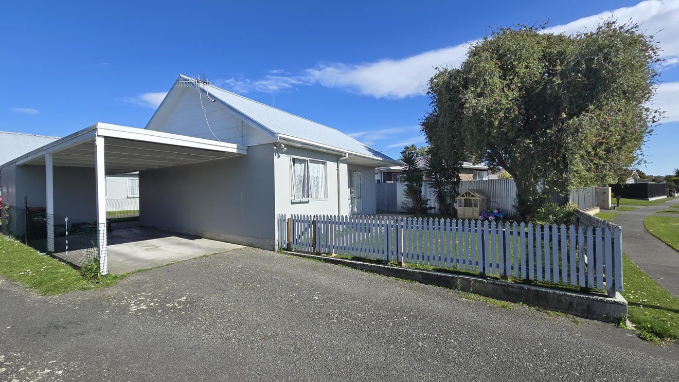 58 Wynyard Crescent, Tamatea, Napier - Carousel 9