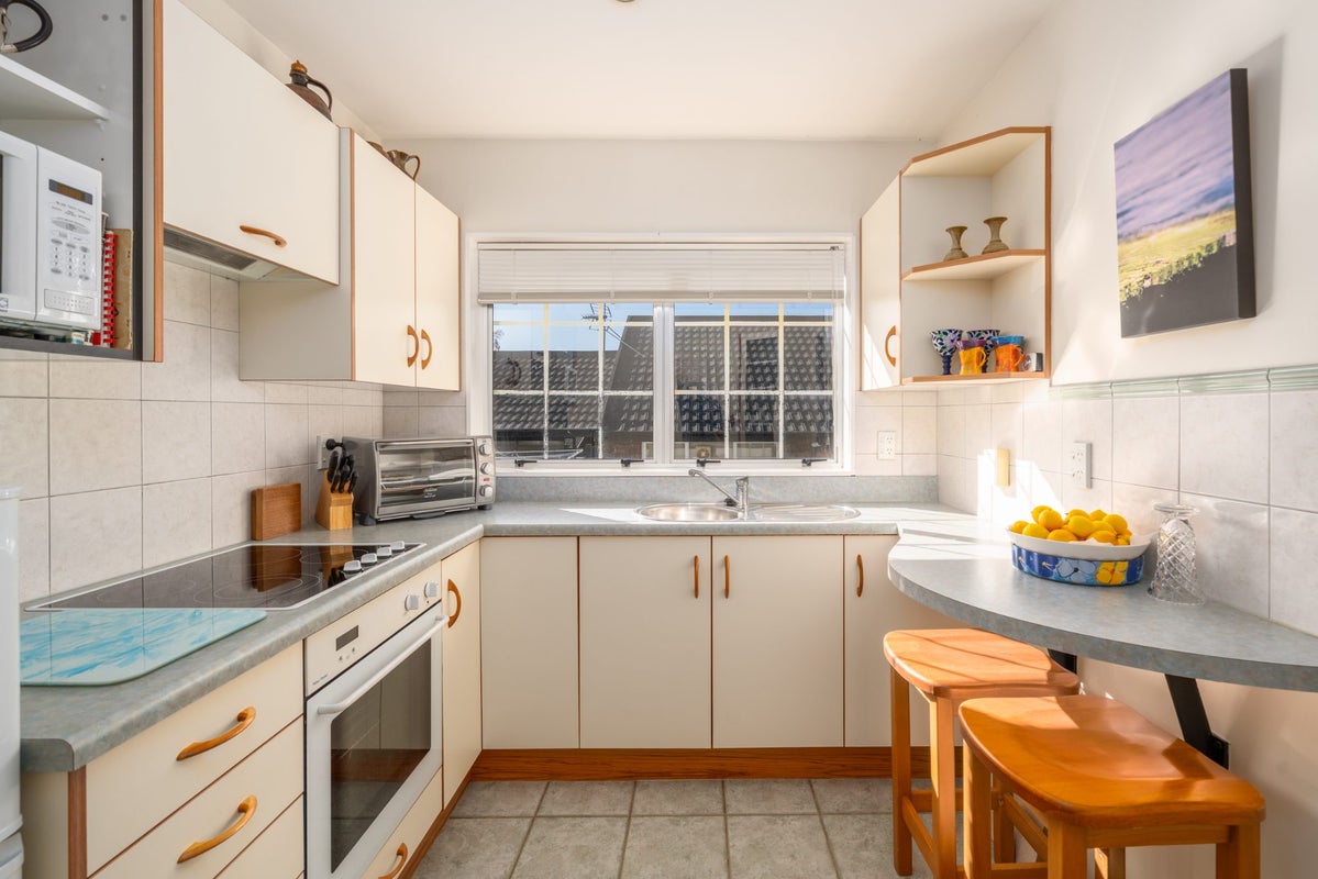 28A Halswater Drive, Churton Park, Wellington, Wellington - Carousel 2