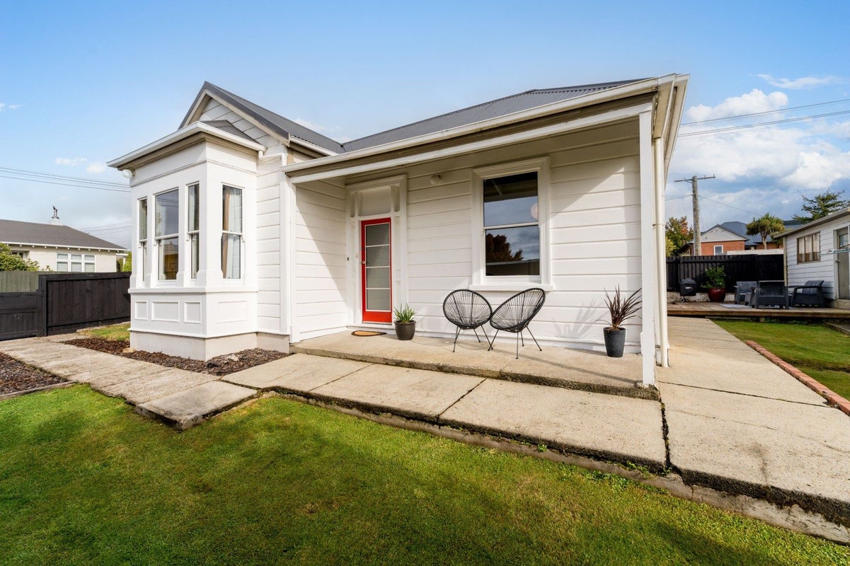 44 Hastings Street, Wakari, Dunedin - Carousel 1
