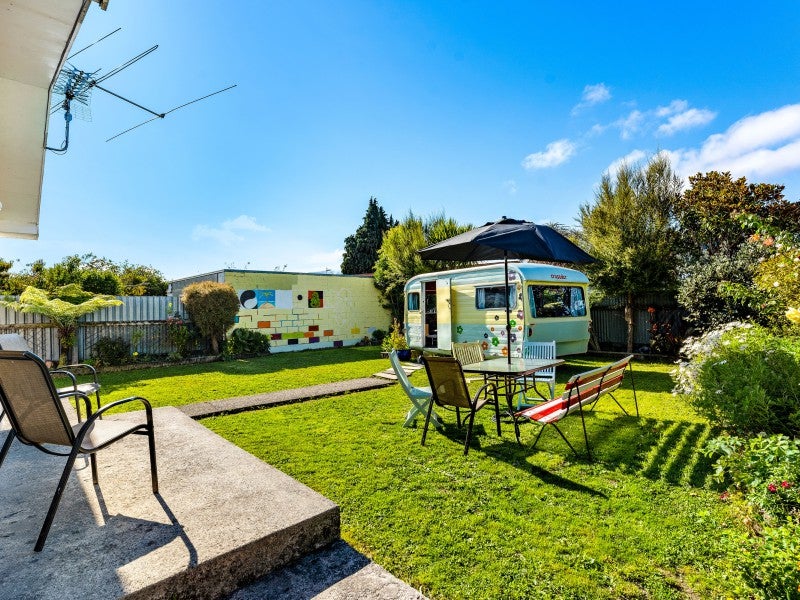 1/13 Bentinck Street, Wallaceville, Upper Hutt - Carousel 19