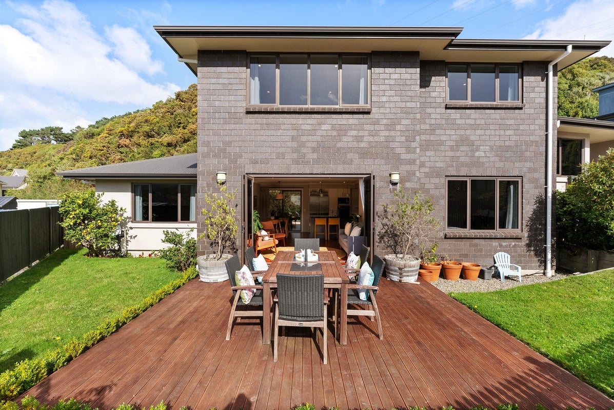 73 Downing Street, Crofton Downs, Wellington - Carousel 1
