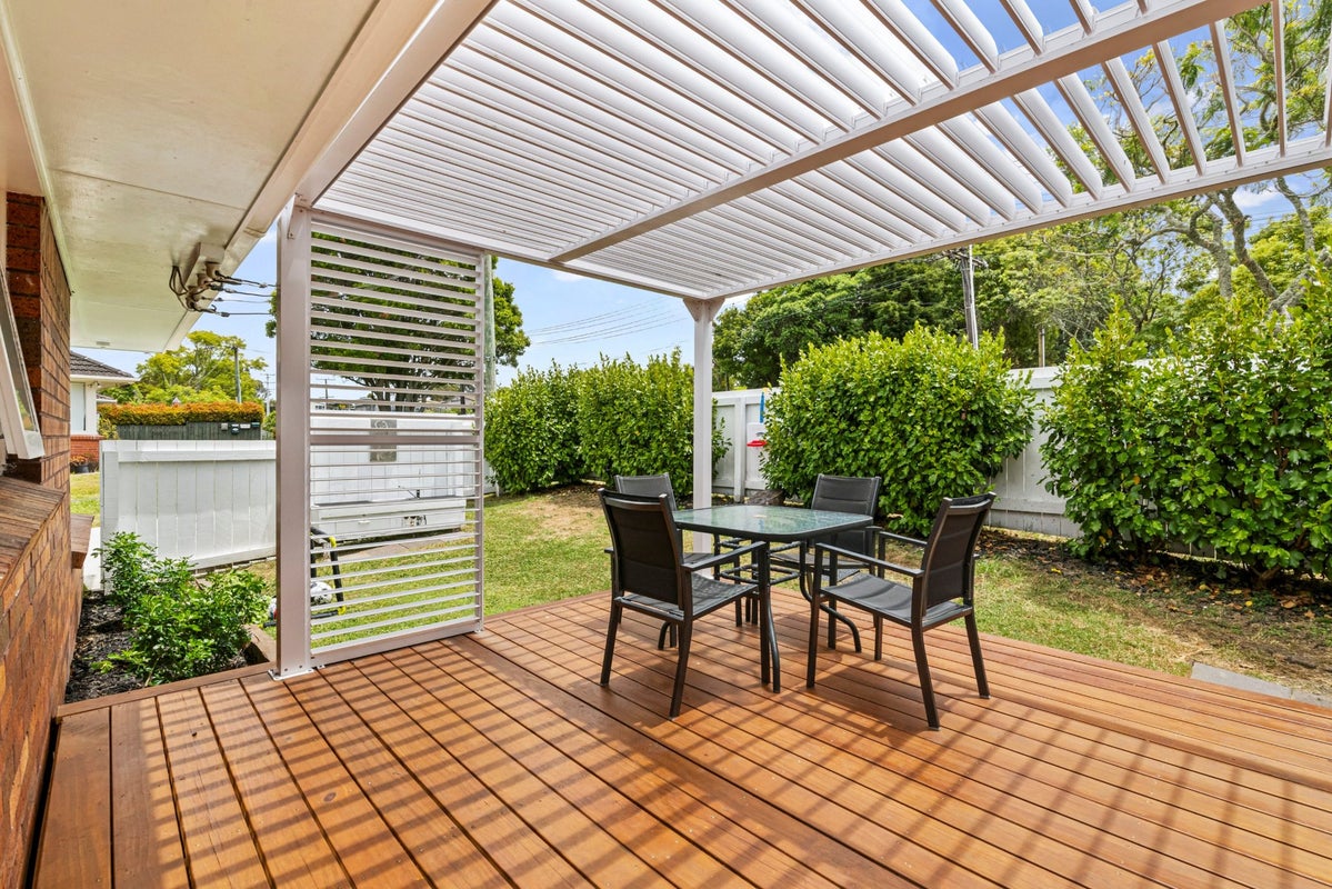 1/5 Roberts Avenue, Bayswater, Auckland - Carousel 2