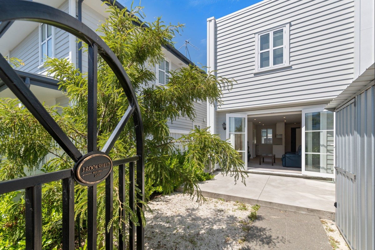 94 Coronation Street, Spreydon, Christchurch - Carousel 1
