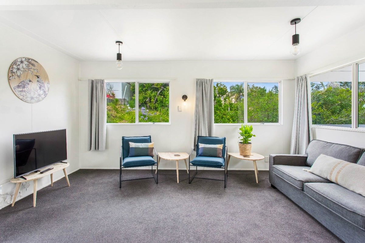 30 Granger Road, Cockle Bay, Auckland - Carousel 1