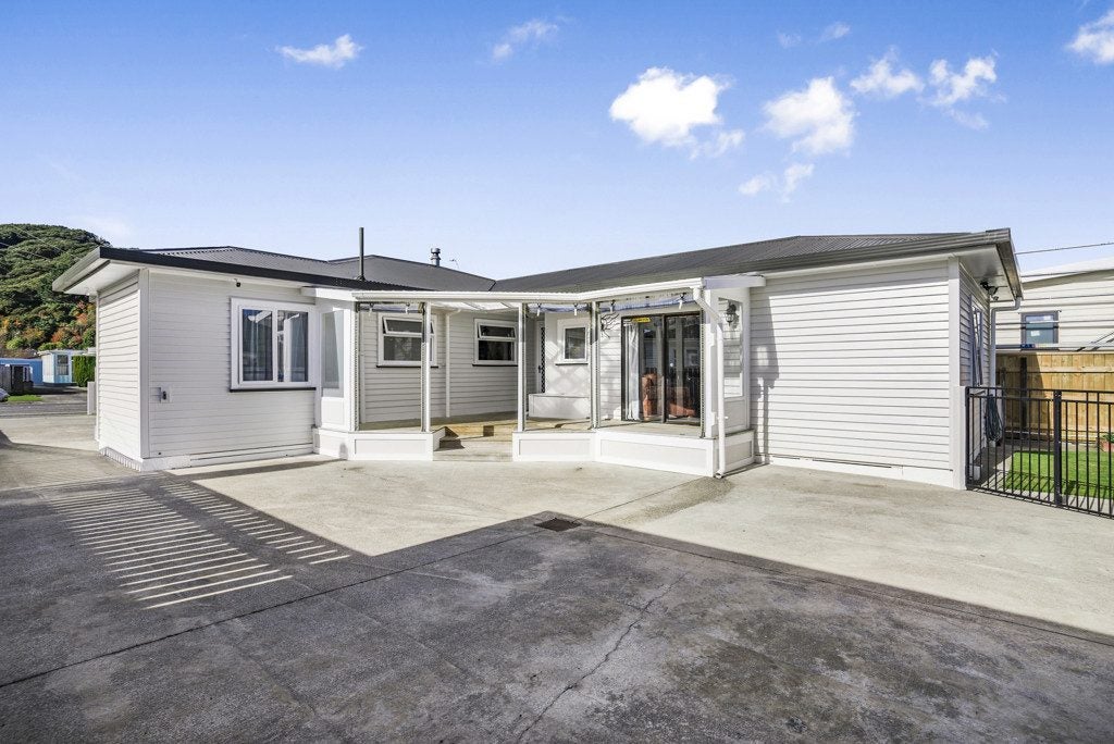 69 Moohan Street, Wainuiomata, Lower Hutt - Carousel 1